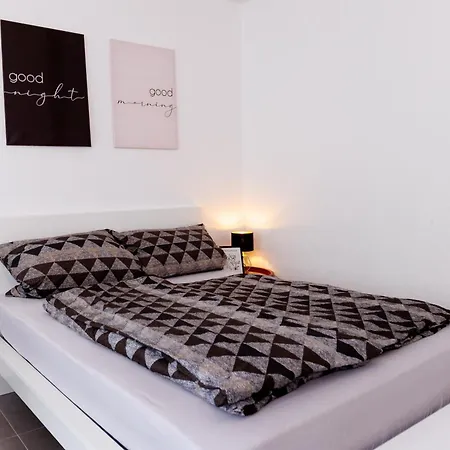 Living Lu - Cosy One - Netflix - Naehe Mannheim - Basf - 1 * لودويغشافن ام ري