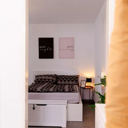 Living Lu - Cosy One - Netflix - Naehe Mannheim - Basf - 1 *