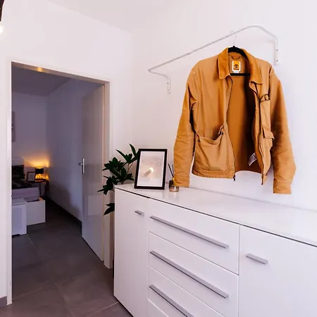 Living Lu - Cosy One - Netflix - Naehe Mannheim - Basf - 1 لودويغشافن ام ري